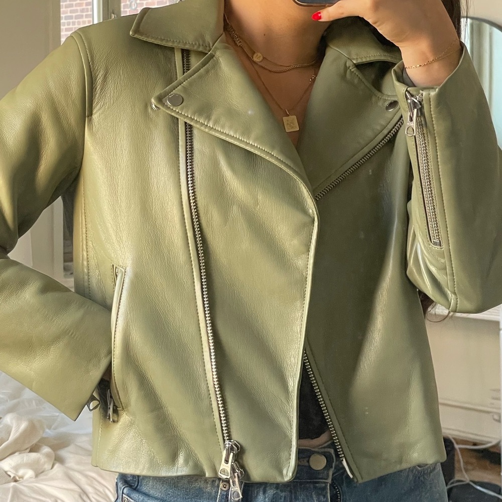 RARE - Aritzia Wilfred Diaz Vegan Leather Moto Jacket in Sage Frost
